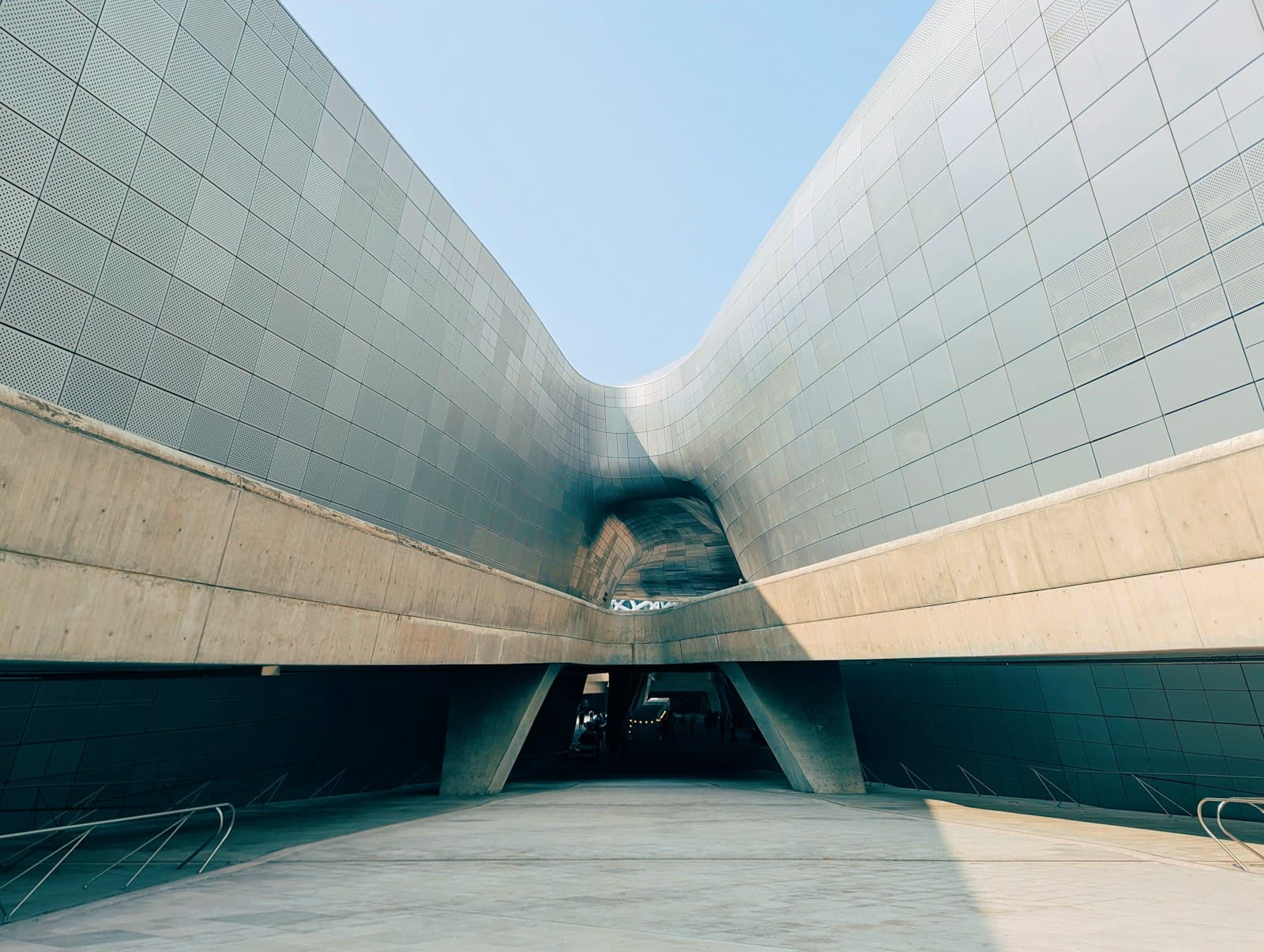 DDP (Dongdaemun Design Plaza)